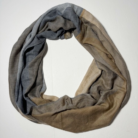 H&M Infinity Scarf - Picture 2 of 5